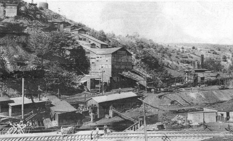 “Coal Castles” – Online resource links to images of Schuylkill County ...